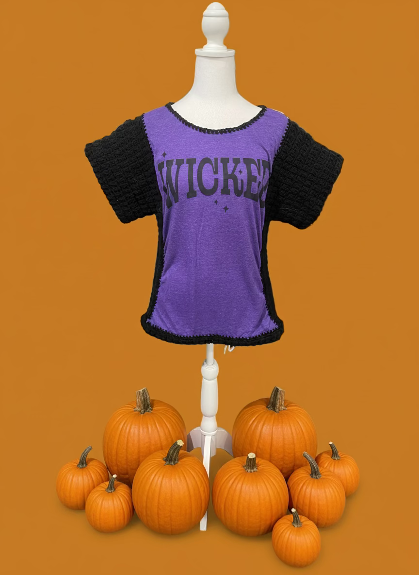Wicked Upcycled T-shirt sz Med